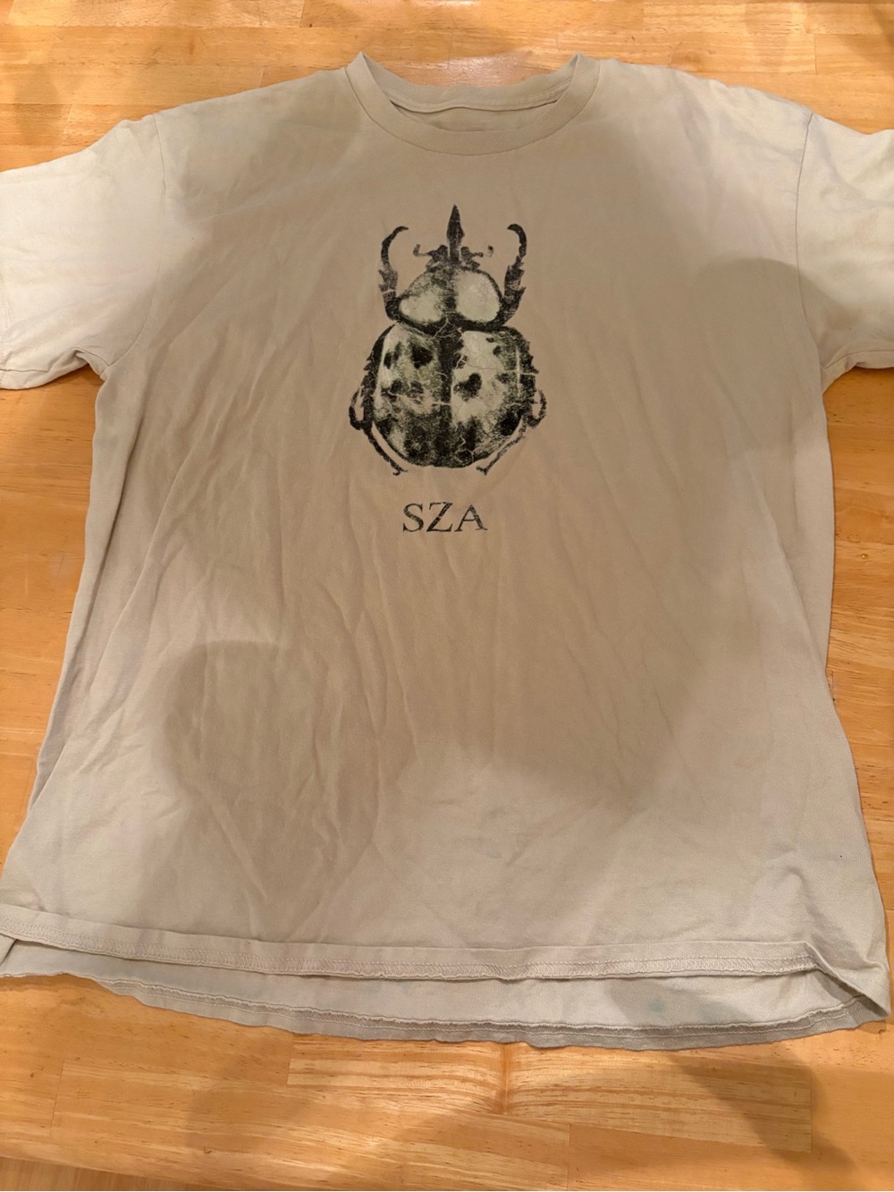 SZA sos  Tour/Album Merch Tee  Beetle & Centipede Graphic, Sand Tan, Size Large